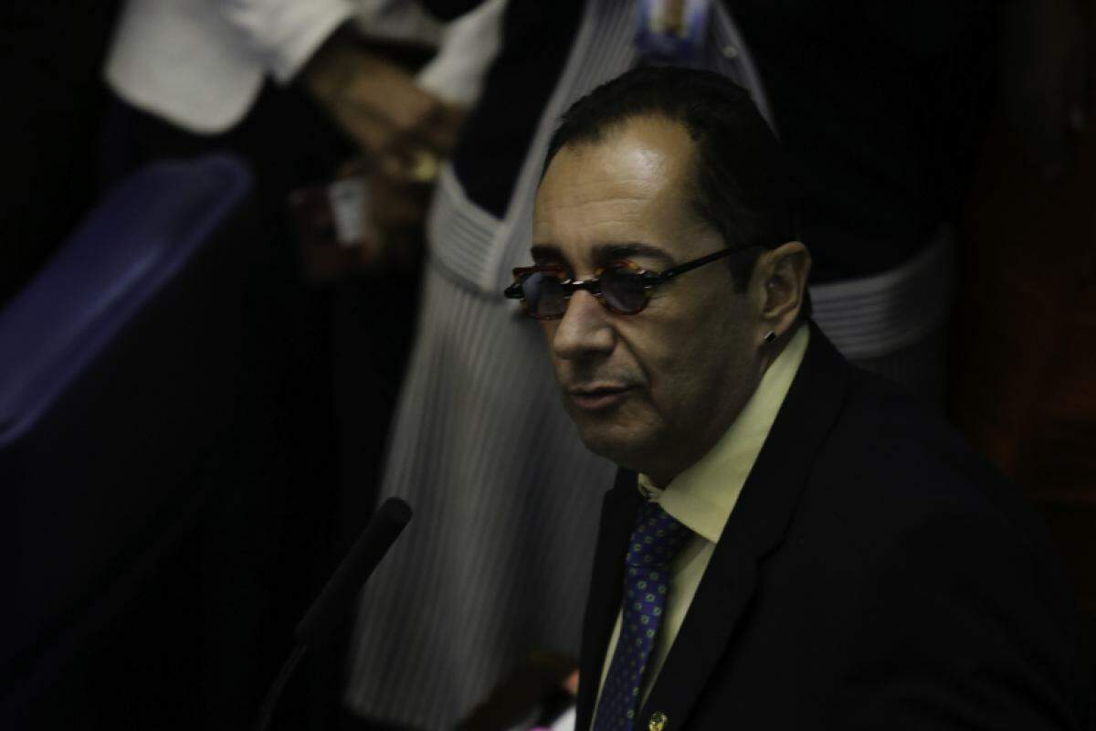Jorge Kajuru também é relator da chamada PEC dos militares, que tenta impedir a entrada de fardados da ativa na política