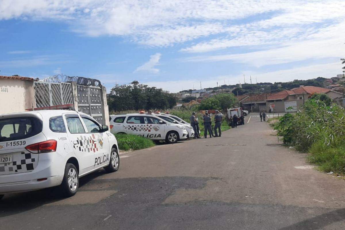 Polícia Militar auxilia na reintegração de posse de terreno na Formosa