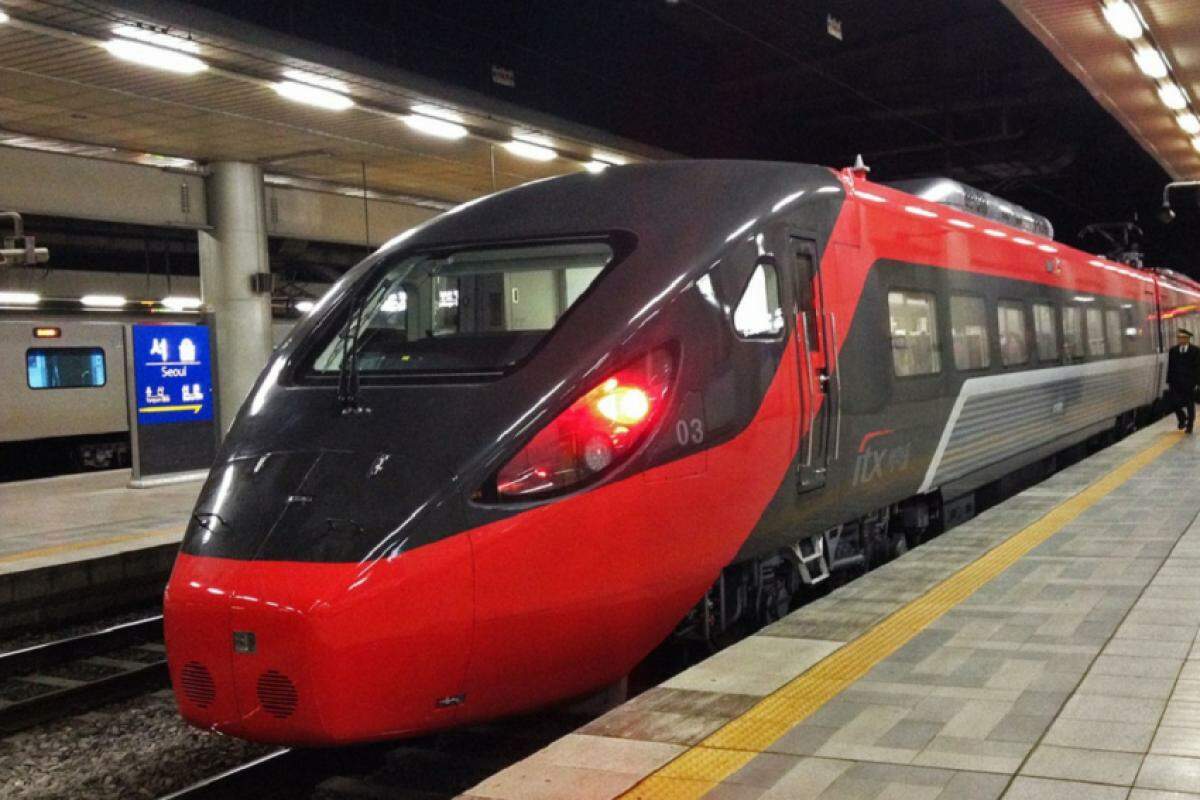 O Trem Intercidades é um dos principais projetos do governador Tarcísio de Freitas 