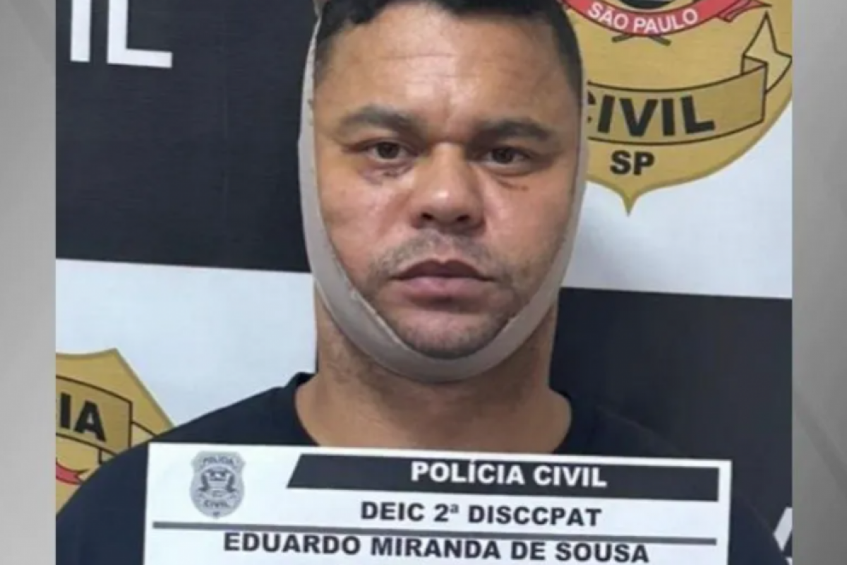 Após a prisão, ele foi levado para a Delegacia de Polícia de Itaquaquecetuba, e o caso foi registrado como captura de foragido.