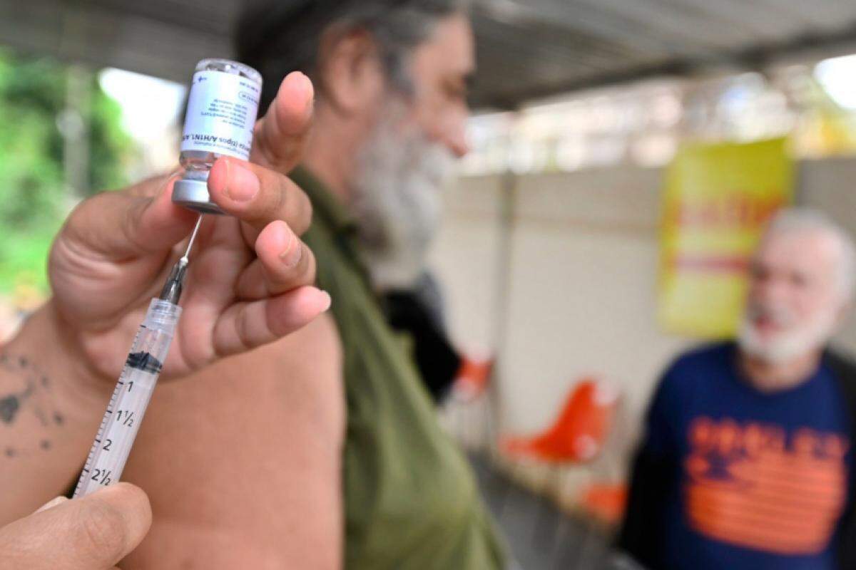 Vacina contra a gripe está disponível em todos os 68 centros de saúde de Campinas