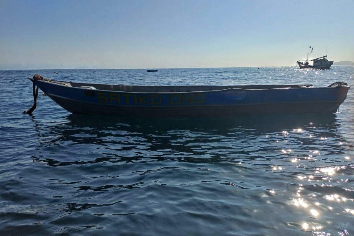 Barco foi encontrado perto da Ilha de Búzios