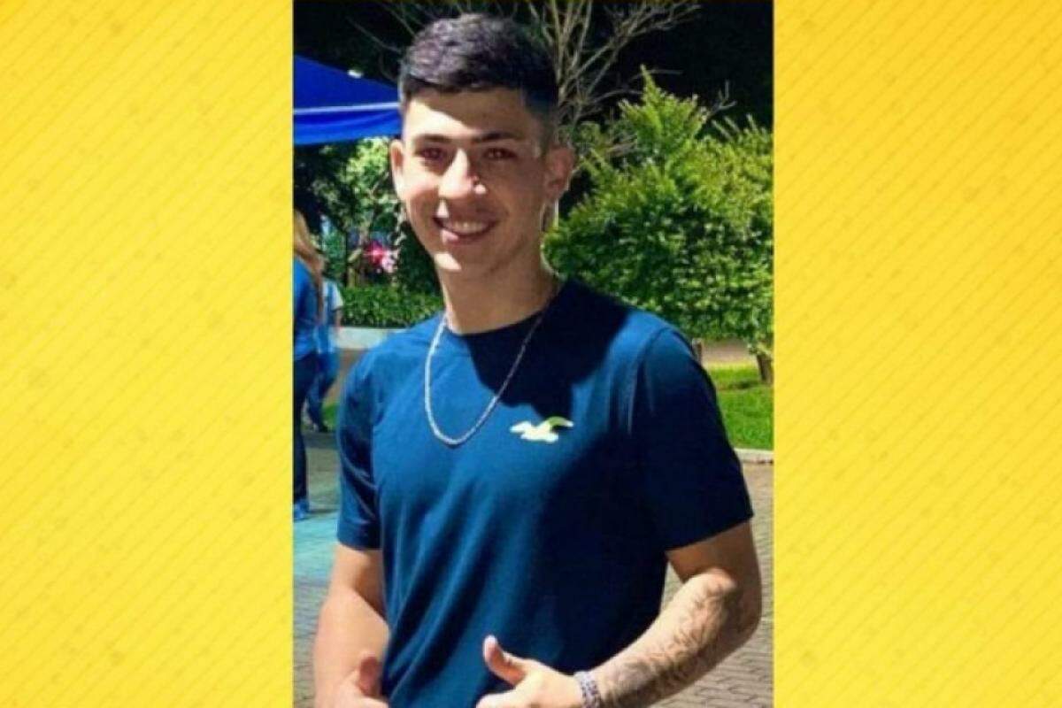 Rodrigo tem 20 anos e está desaparecido desde o dia 12