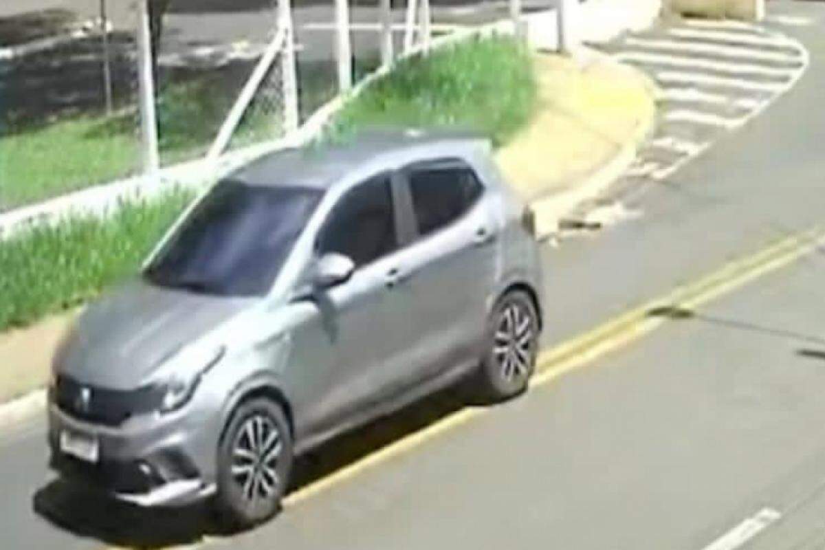 Imagens de câmeras mostram carro de suspeito próximo ao Pedrocão