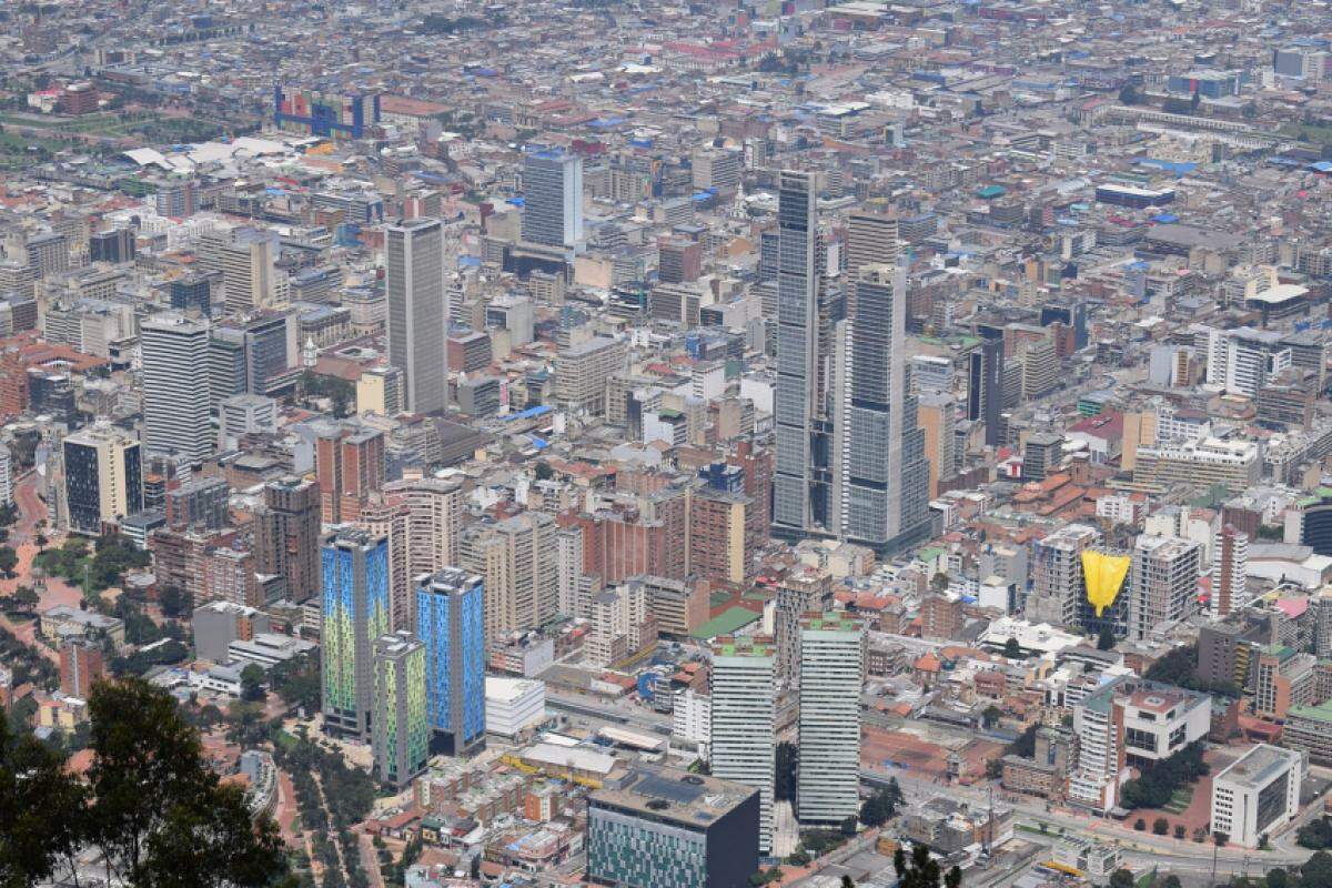  A falta de chuvas das últimas semanas, porém, fez Bogotá e outros 11 municípios adotarem racionamentos que afetarão cerca de 10 milhões de pessoas