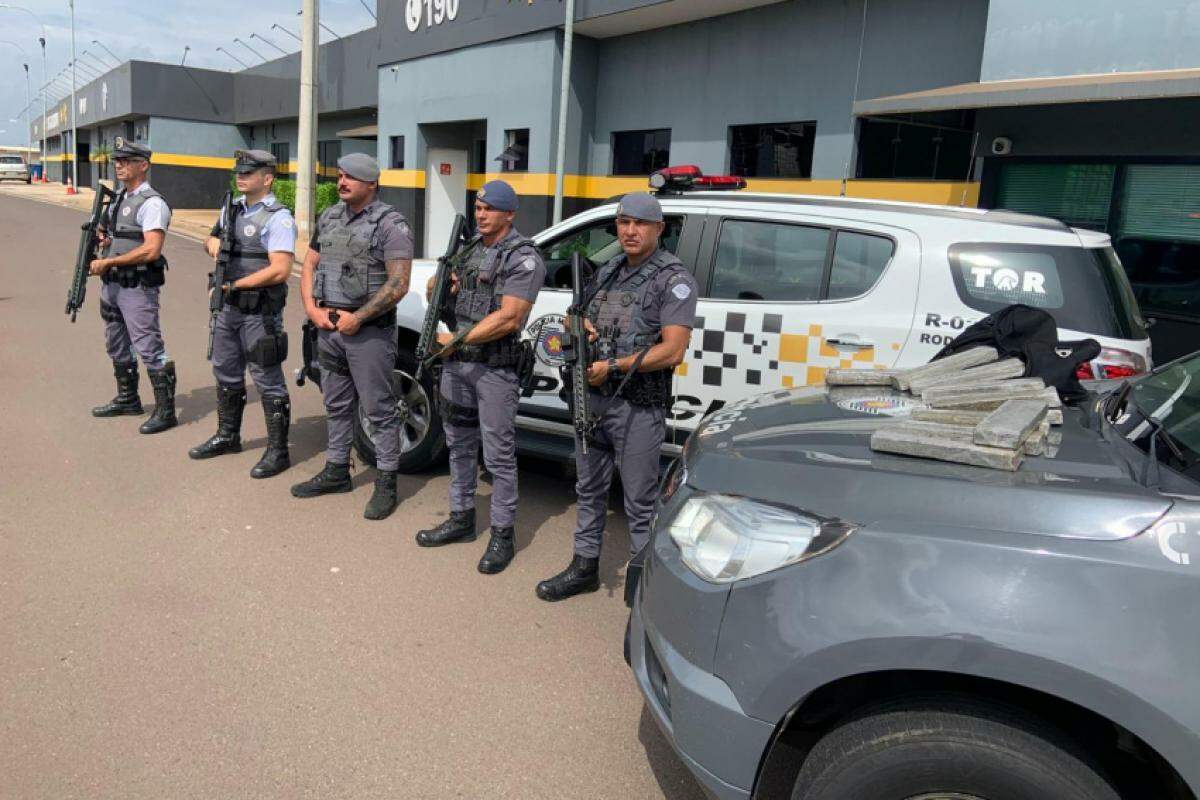 Droga foi apreendida em operação conjunta do Policiamento Rodoviário e o 13º Baep