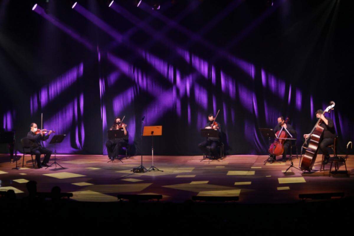 São Paulo, 22 de novembro de 2020. Quinteto Bachiana Sesi-SP, com platéia distanciamento social na pandemia