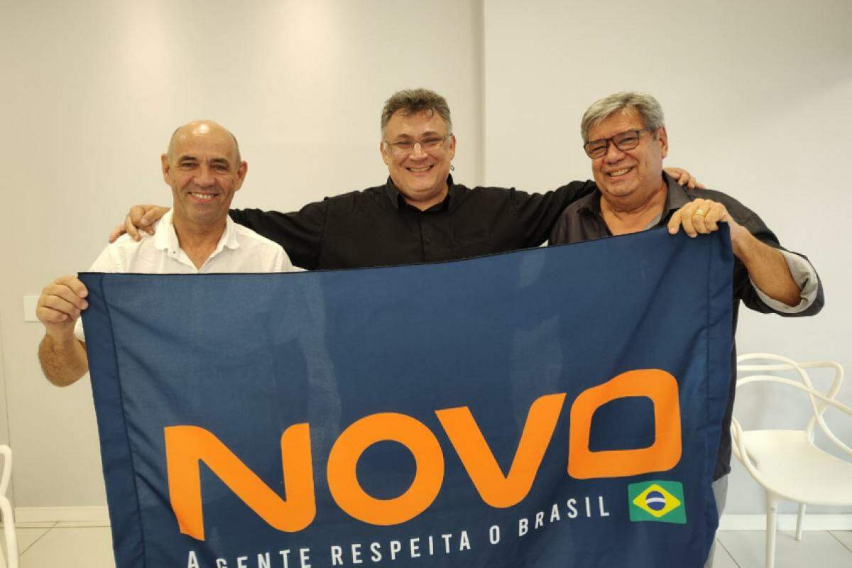 Da esquerda à direita, Coronel Meira, Eduardo Borgo e Clemente Rezende