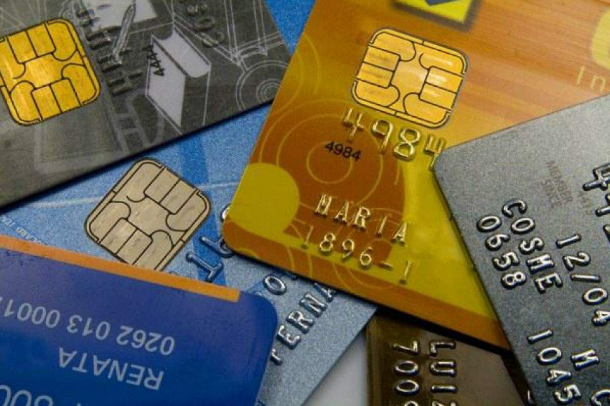 Ao vetar o uso do cartão de crédito para o pagamento de apostas, o governo busca prevenir que essa atividade impulsione o superendividamento e o vício