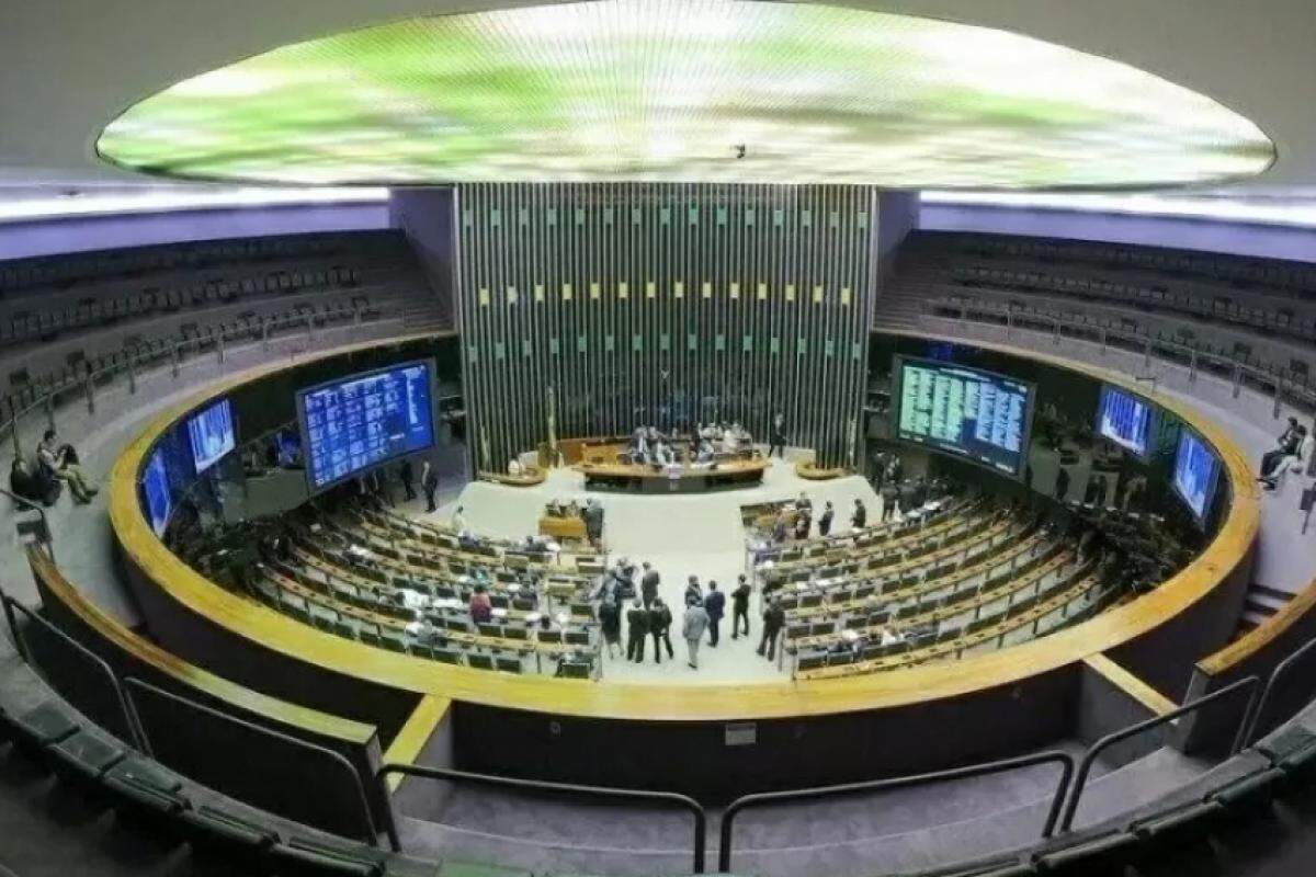 Foto de arquivo mostra plenário da Câmara em Brasília