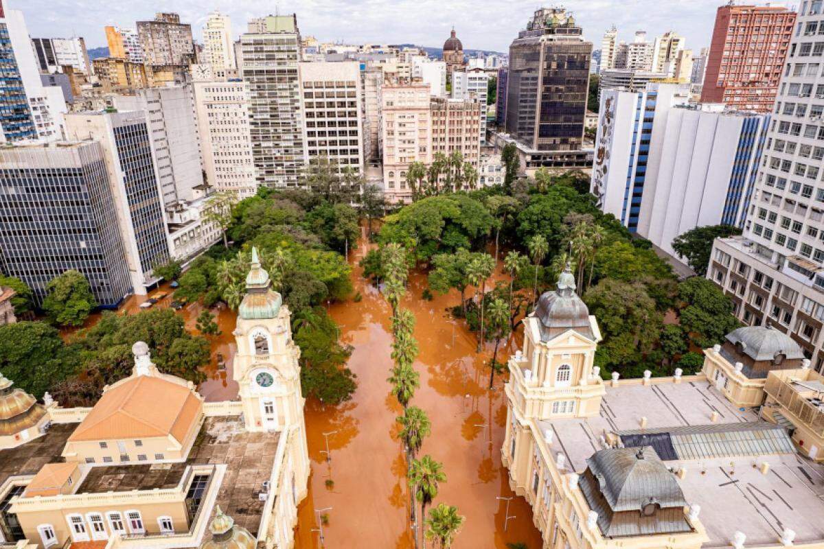 As chuvas, que provocaram inundações na maior parte do estado, já afetaram 1.178.226 gaúchos de alguma forma.