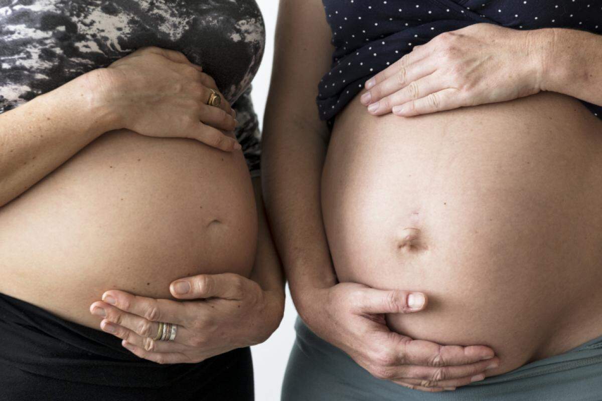 Pegou no flagra! Mãe descobre filho secreto do marido com amante