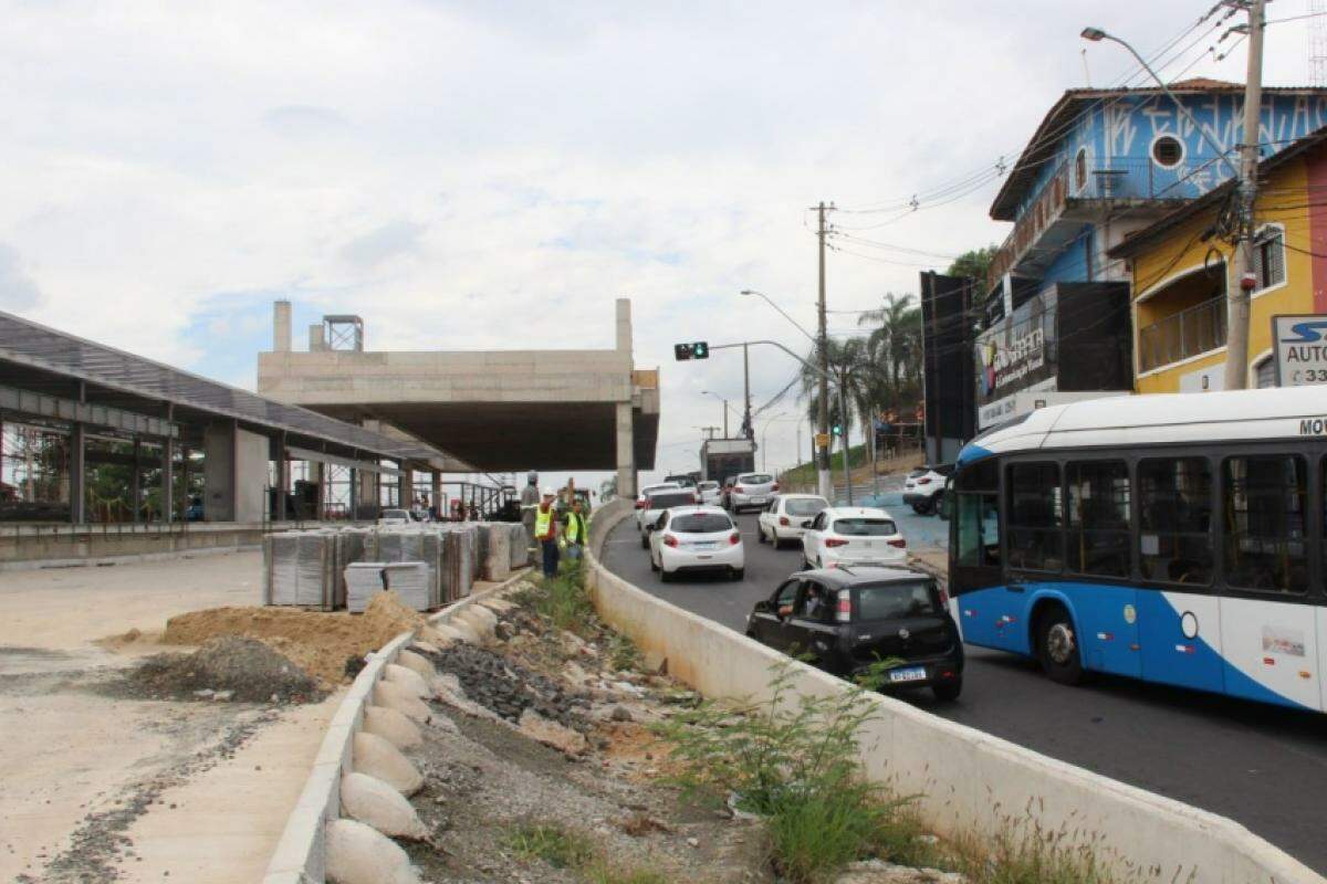 Avenida Ruy Rodriguez; trecho recebe obras para o futuro Terminal BRT Ouro Verde