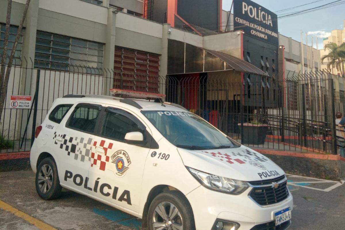 Polícia Militar identificou o veículo no Jardim Guanabara