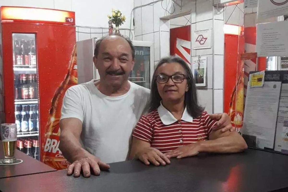 Antônio Rodrigues de Souza Neto, o Tottó (morreu em 2022) ao lado da viúva Jandira Vicente de Souza