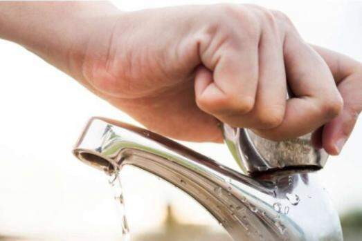 Em casos urgentes de falta de água, serviço deve ser solicitado no 0800 7710 195 (telefone fixo e celular); o e-mail é: 0800@daebauru.sp.gov.br