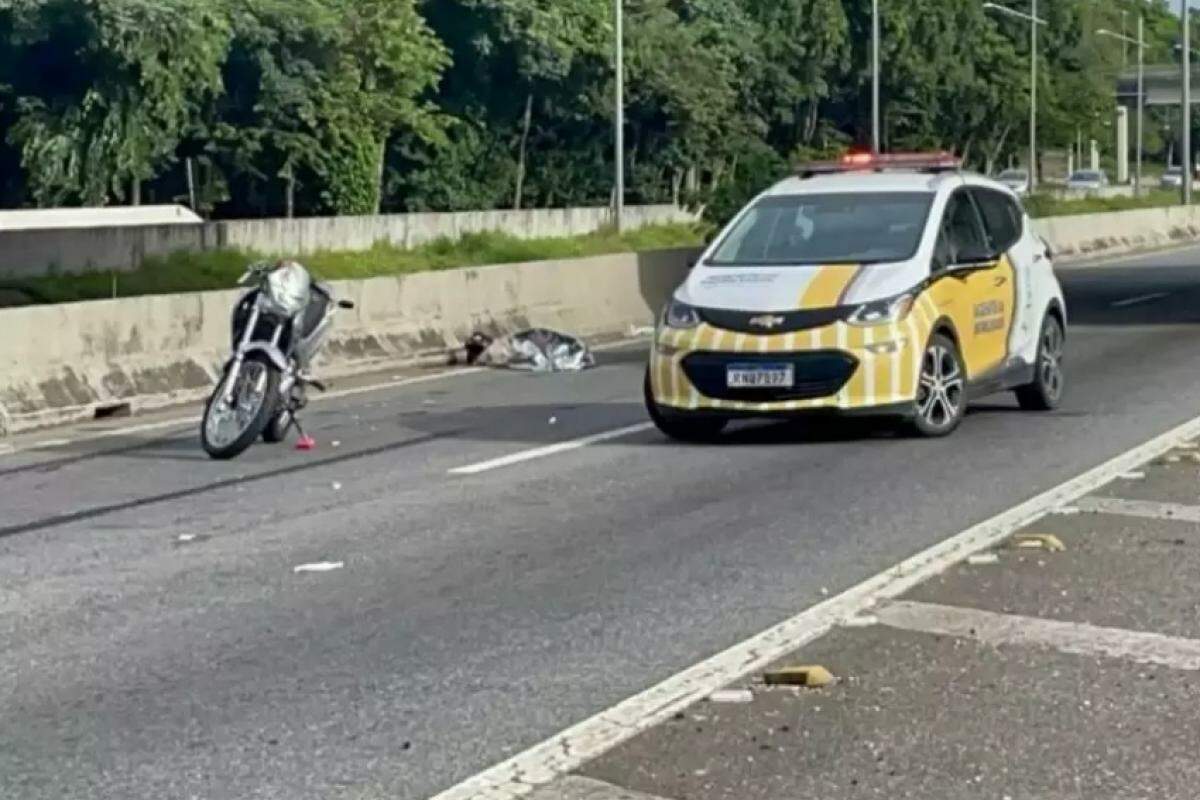 Acidente de moto mata casal em São José