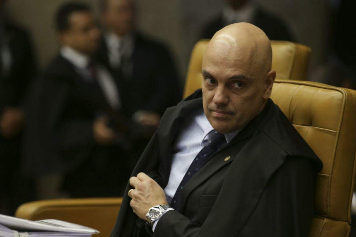 A decisão de Moraes, publicada neste domingo (26), é da última sexta (24).