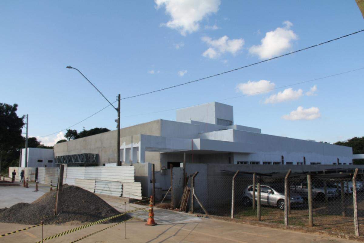 Terreno destinado à nova sede, na av. Engenheiro Luiz Edmundo Coube, entre o Hospital Estadual e o 4.º Batalhão de PM do Interior, com construção na fase final