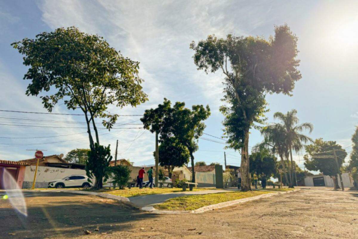 Praça Carlos Augusto Barbosa, que fica no Núcleo Edson Francisco da Silva (Bauru 16), foi revitalizada