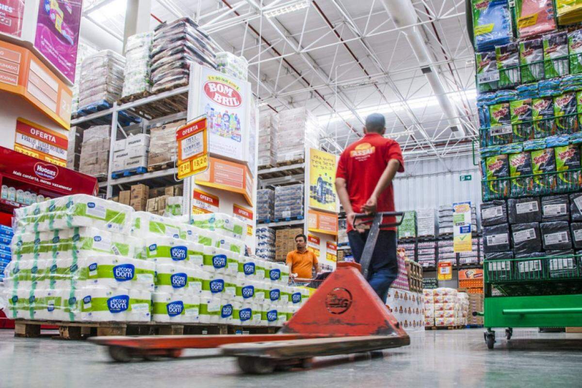 A média do número de itens adquiridos por consumidores do atacarejo cresceu cerca de 69%