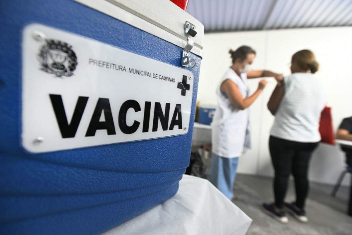 Vacinas podem ser aplicadas em qualquer centro de saúde da cidade