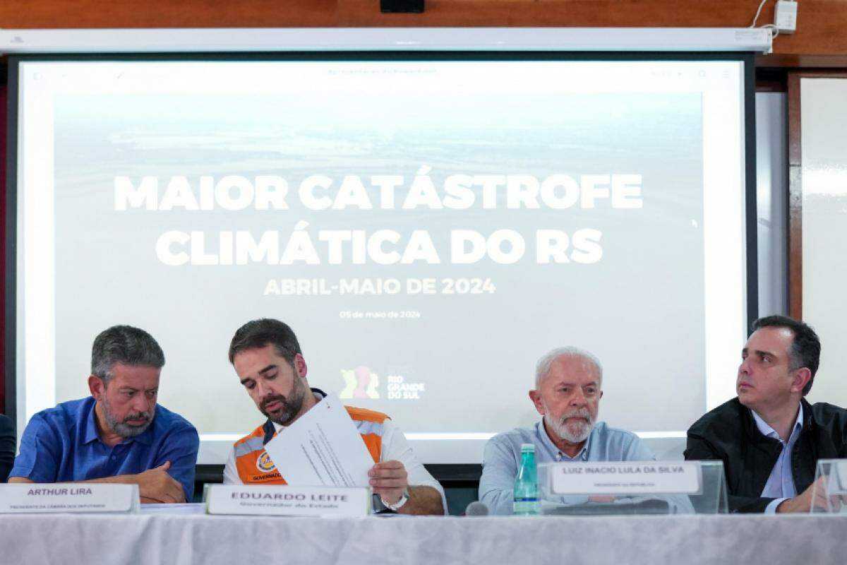 Lyra e Pacheco participaram, ao lado de Lula, de reunião com o governador Eduardo Leite, neste domingo