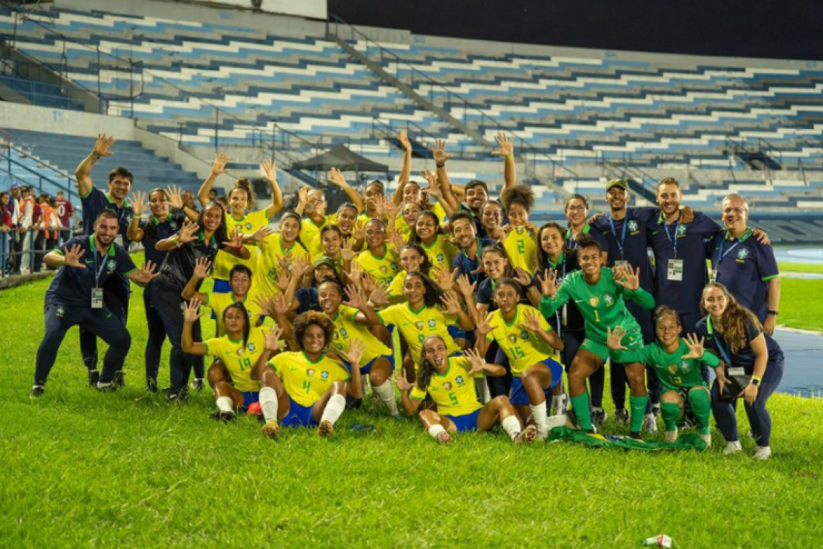 Além de decacampeã, a seleção assegurou presença na Copa do Mundo da categoria, entre agosto e setembro, na Colômbia