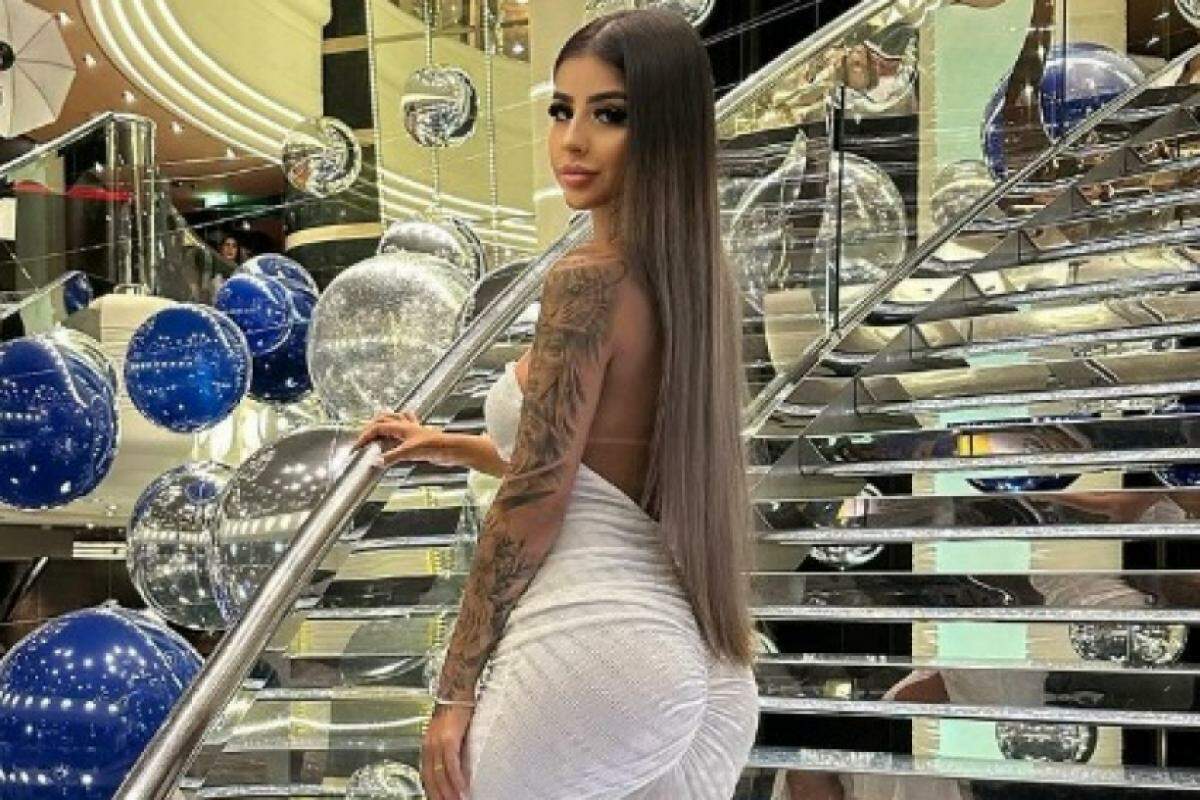 Larissa mostra uma vida de luxo e glamour nas redes sociais