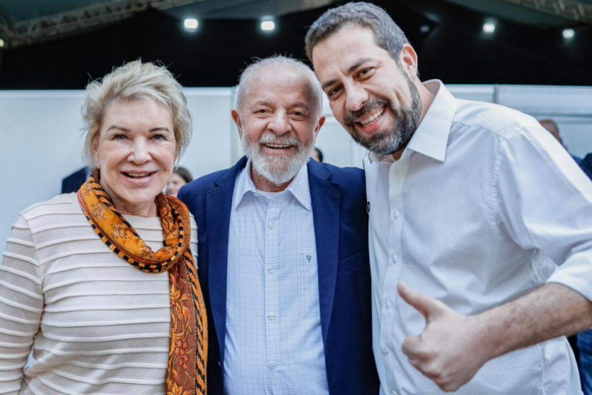 Marta Suplicy, Lula e Guilherme Boulos em evento do governo federal neste sábado, em São Paulo