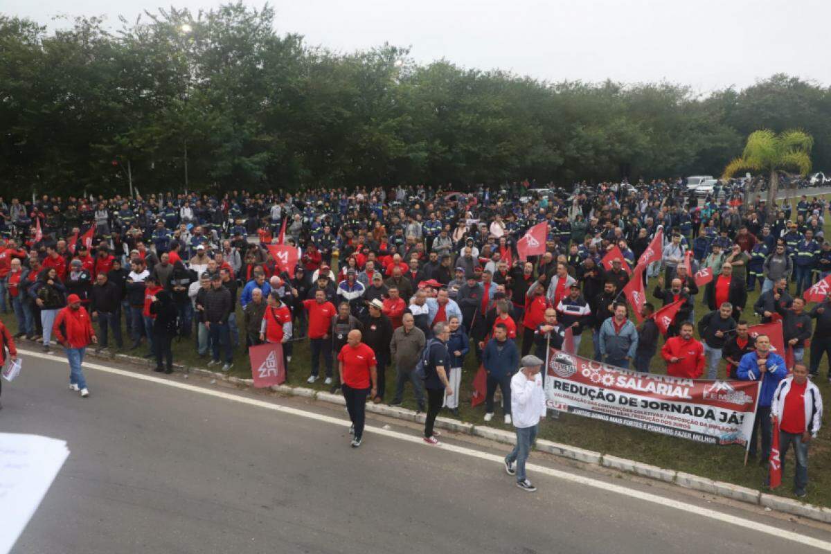 Trabalhadores na Gerdau, em Pinda