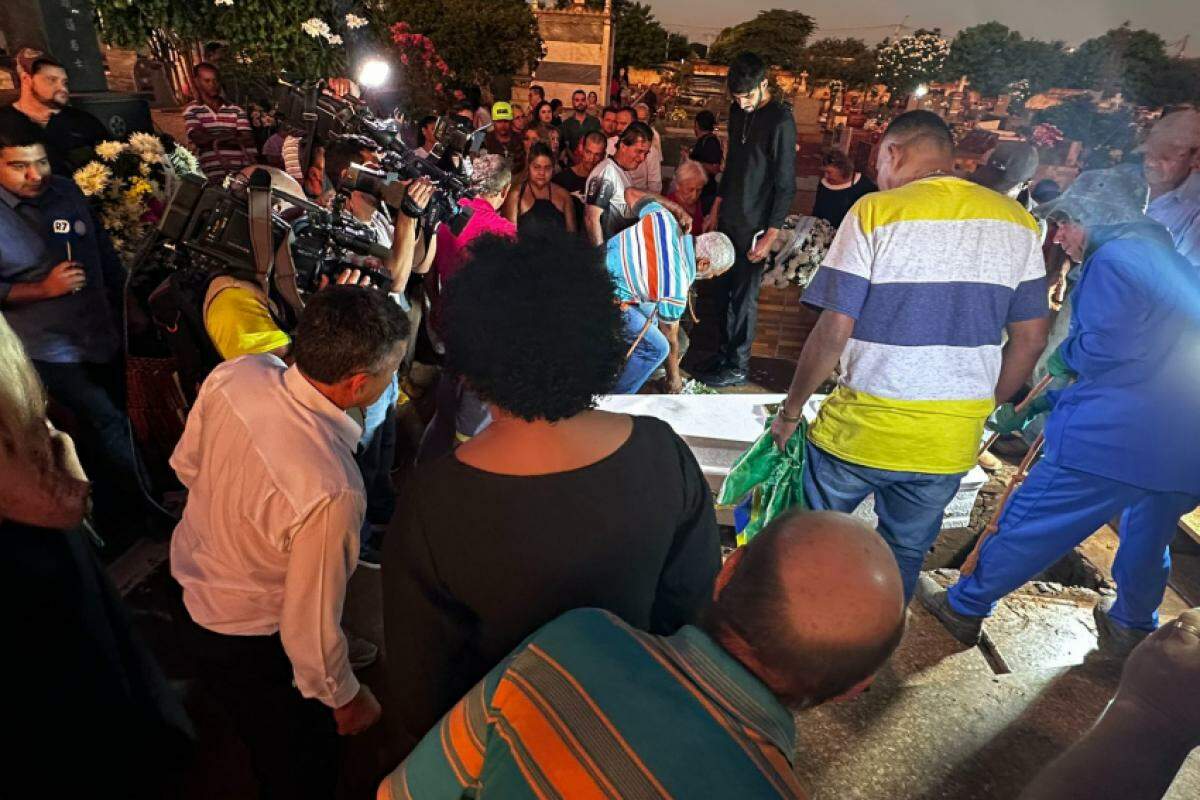 Cantor Nahim Jorge Elias Júnior: despedida no Cemitério da Saudade em Miguelópolis nesta sexta-feira, 14
