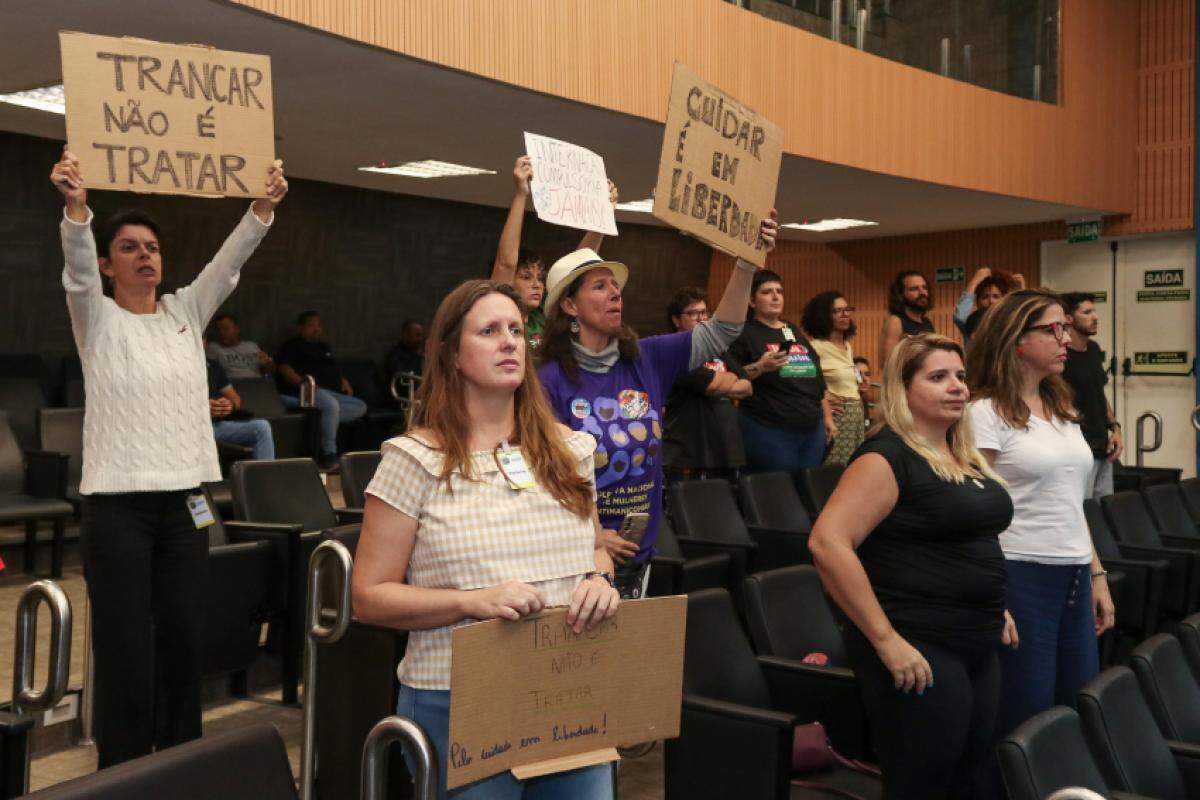 Internação compulsória e Bolsa Trans estão na pauta da Câmara