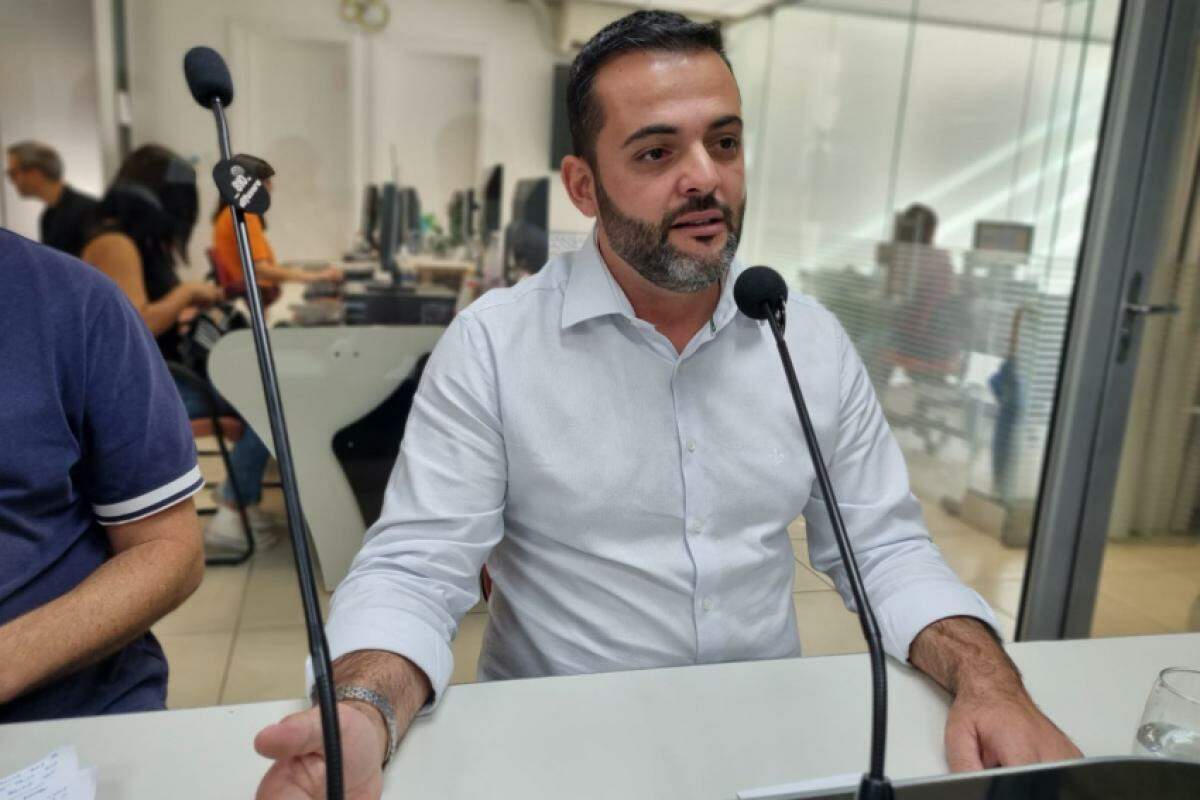 Gustavo Martinelli, pré-candidato à prefeitura de Jundiaí, no programa “Difusora 360”, da Rádio Difusora Jundiaí