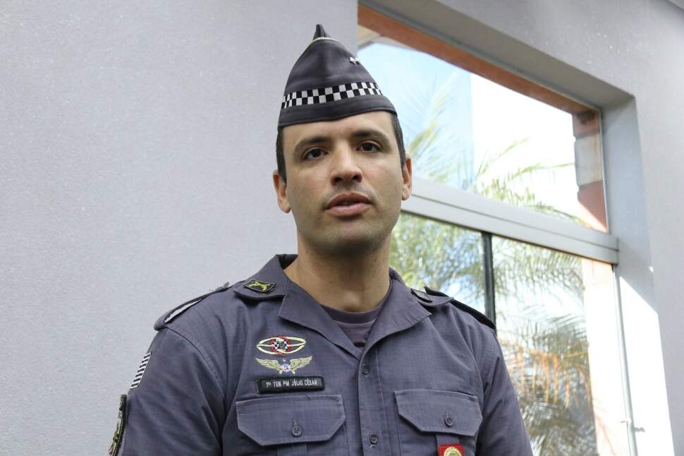 Primeiro-tenente Júlio César Pereira da Silva, comandante do Pelotão de Policiamento de Trânsito da PM de Bauru (crédito: Larissa Bastos/JC Imagens)