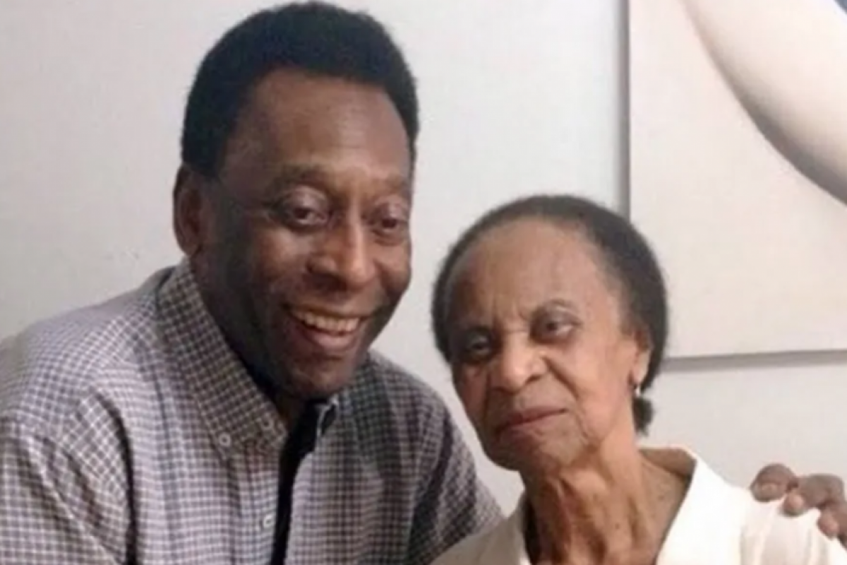 Dona Celeste era mineira de Três Corações e teve três filhos, Pelé, Jair (Zoca) e Maria Lúcia.