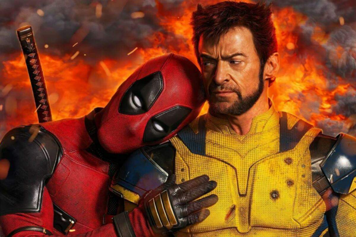  Wolverine está se recuperando quando encontra-se com Deadpool. Eles formam uma grande dupla contra um inimigo comum