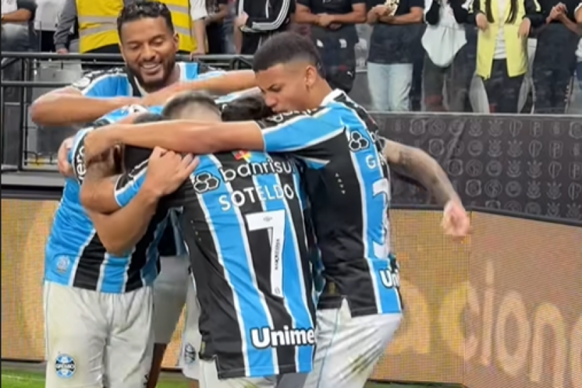 O Tricolor de Renato Gaúcho quase jogou água no chopp do Corinthians
