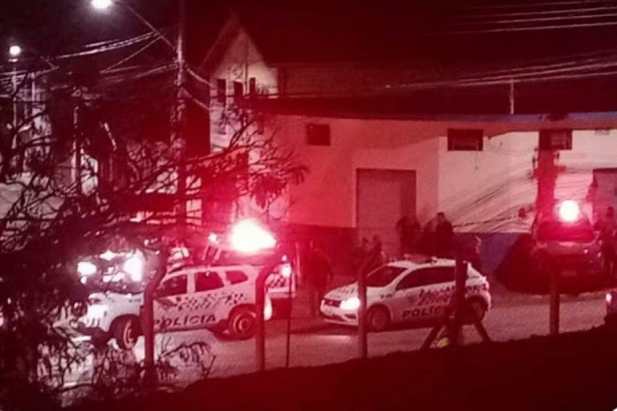 Operação policial aconteceu no bairro Jardim do Vale