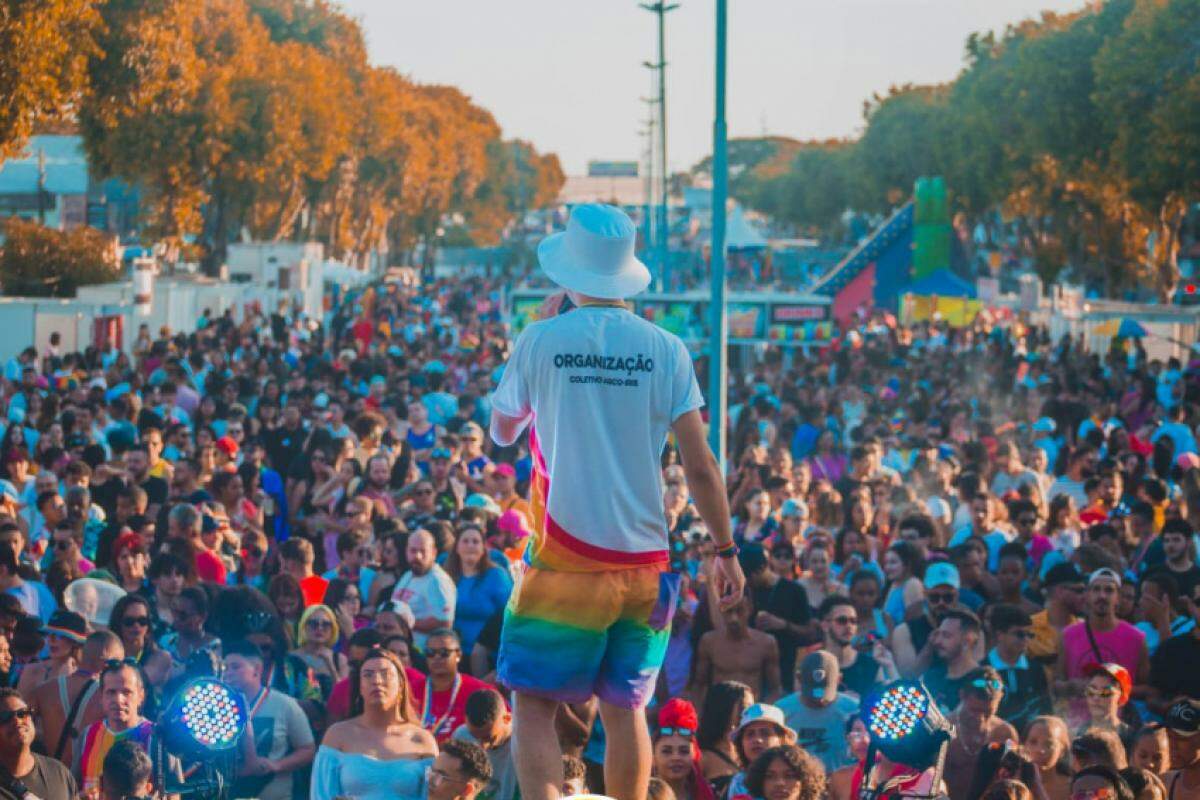 12ª Parada do Orgulho LGBT+ de Franca acontece na Passarela do Samba “José Renato Rosa”