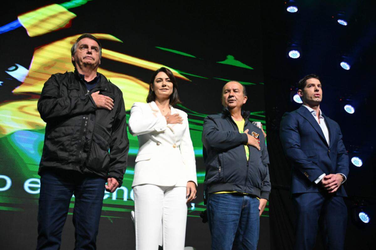 Jair Bolsonaro e família abrem o CPAC Brasil