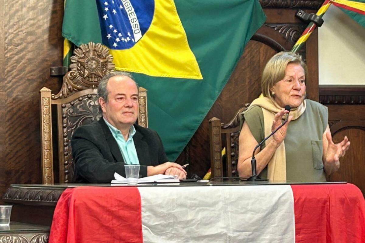 José Xaides, candidato a prefeito pelo PDT, e sua vice, Ana Maria Daibem