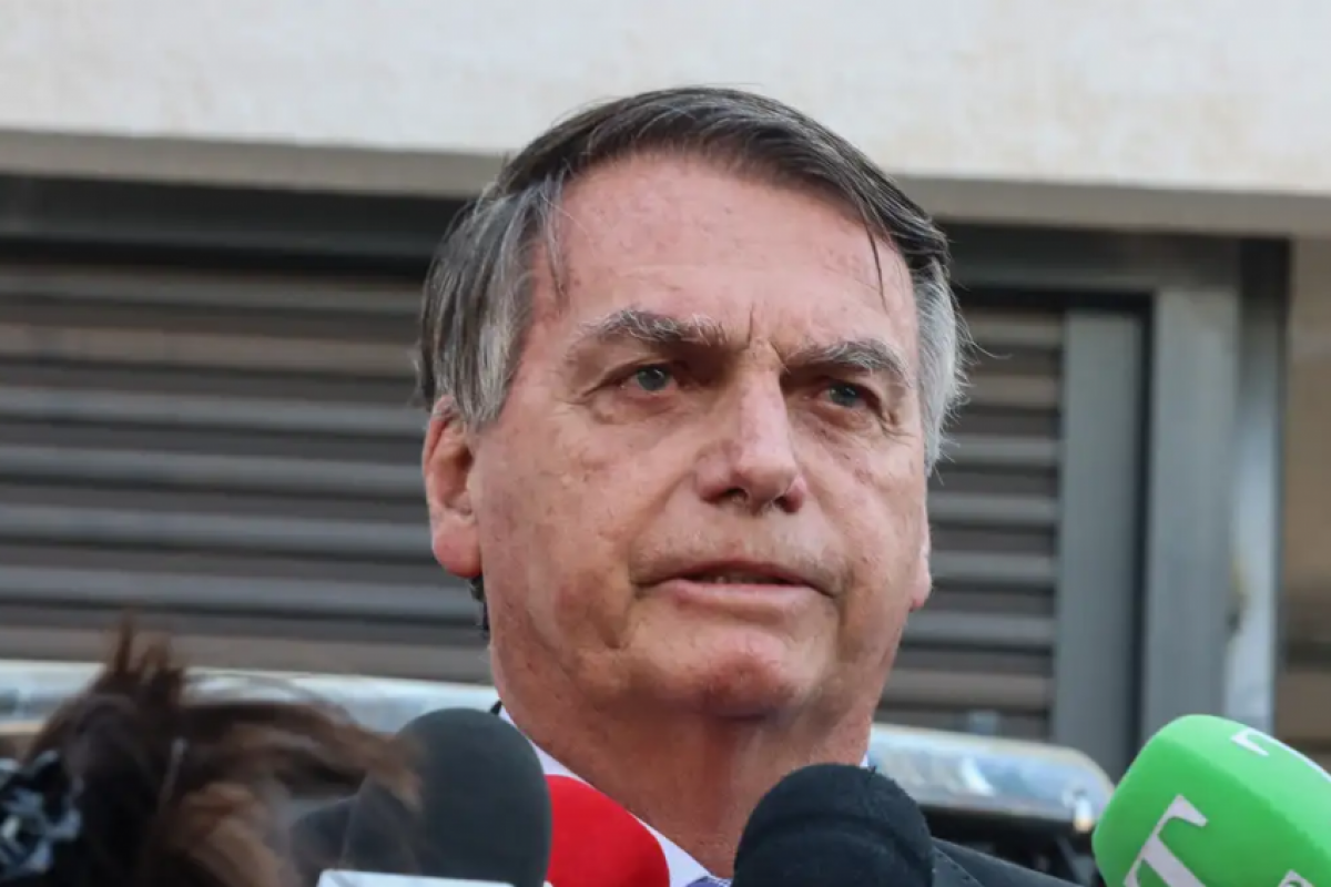 Ex-presidente ironizou correção feita no valor que teria sido desviado