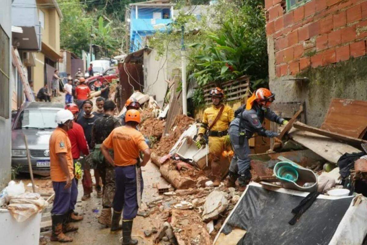 Efeito de desastres naturais no Litoral Norte de SP