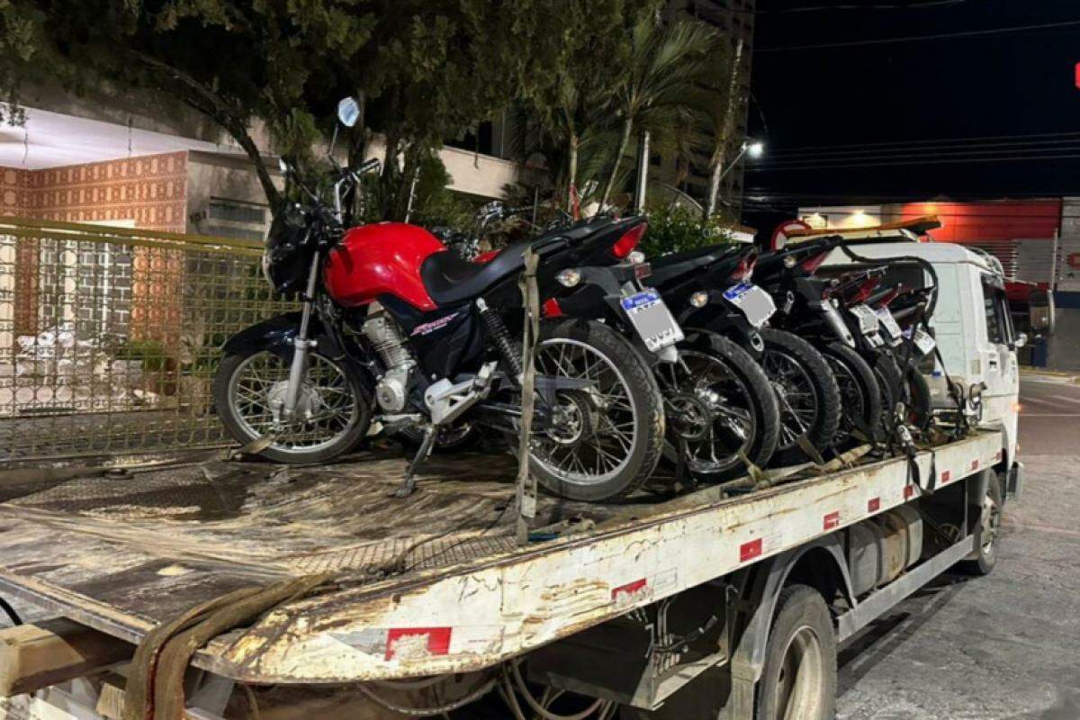 Motos apreendidas pela PM em Guaratinguetá