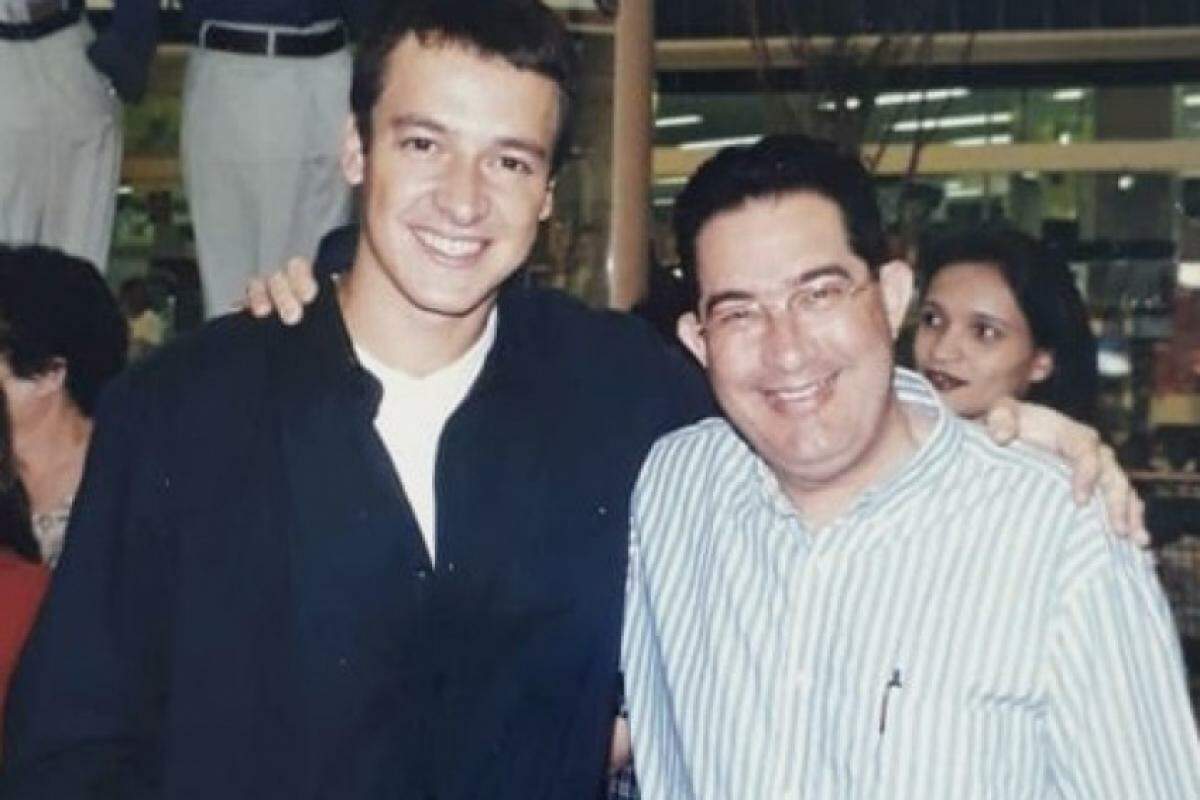 Rodrigo Faro com Higininho no Franca Shopping em imagem de arquivo