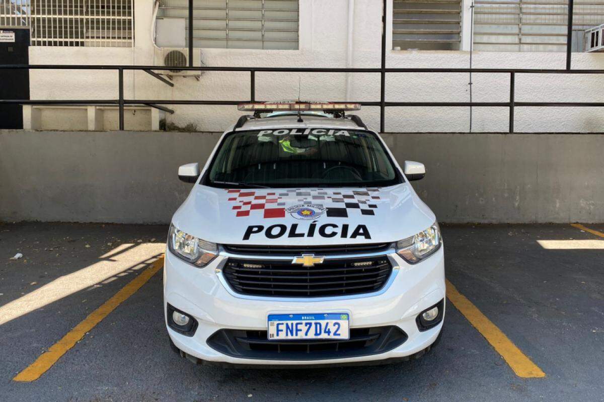 Homem tenta furto em igreja no centro de São José 