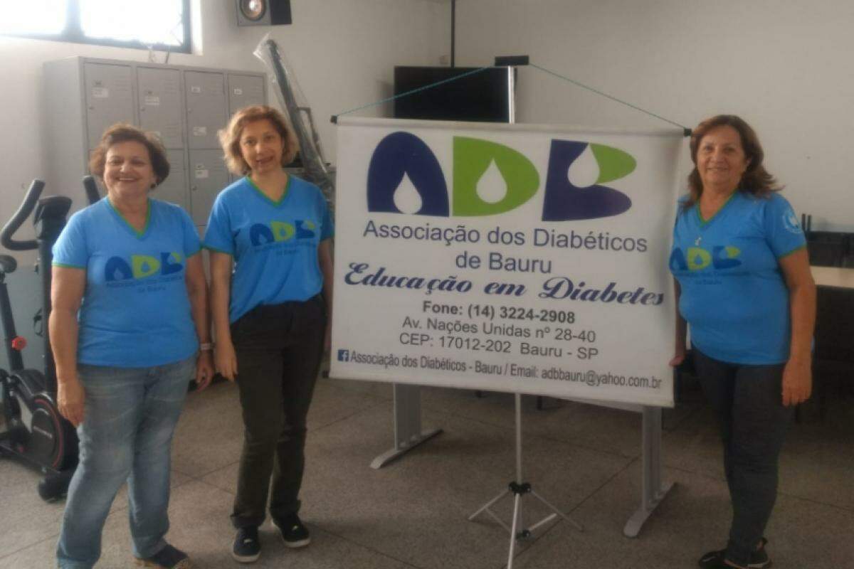 As organizadoras do evento: Rita de Cassia Garcia Pereira (diretora), Silvia Regina da Silva (diretora social) e Rita Kátia Almeida de Oliveira (presidente)