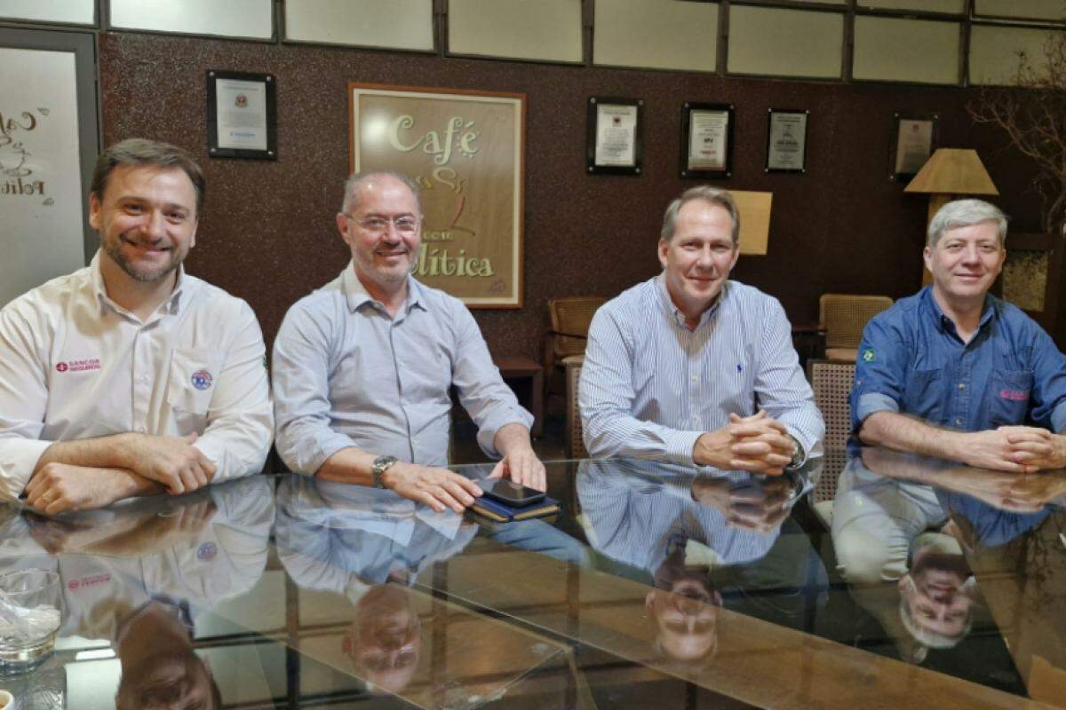 João Levandowski (Head Comercial Sancor), Primo Mangialardo (presidente Primo Seguros), Edward Lange (CEO Sancor), Paulo Dawibida (diretor comercial Sancor)