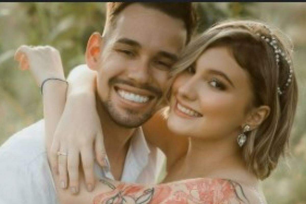 Casal recebeu críticas também pela união